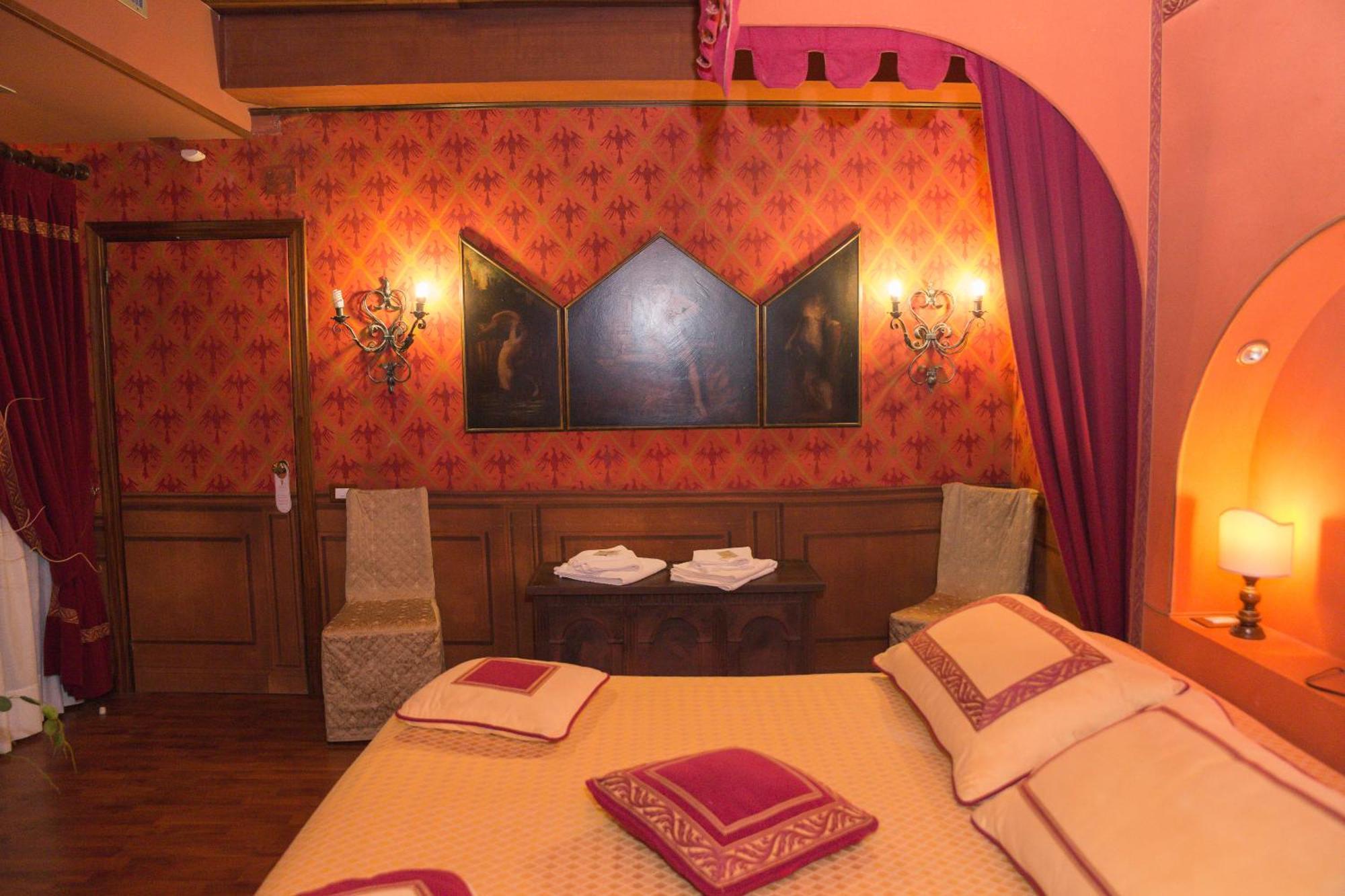 מלון Il Castello Di Perano מראה חיצוני תמונה